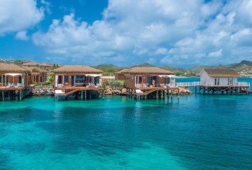 Gorgeous Overwater Bungalows to Book in the USA