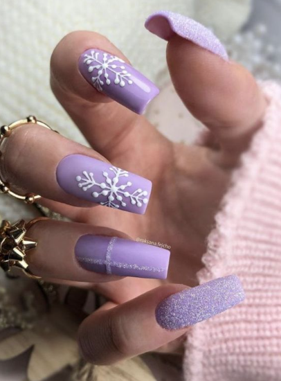 Snowflakes Nail Design
